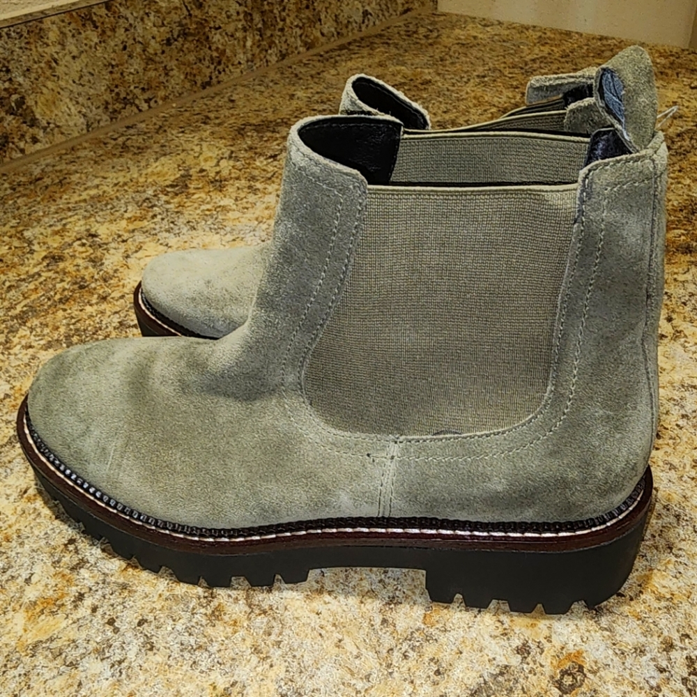 Caslon booties